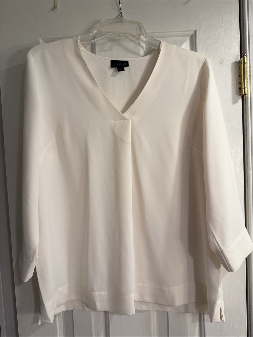 J.Jill Wearever Ivory V-Neck 3/4 Sleeve Blouse